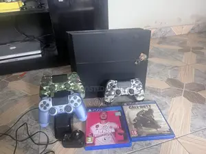 Play Station 4
