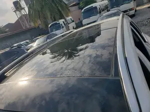 Mercedes-Benz GLB-Class 2021 White
