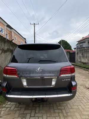 Lexus LX 570 AWD 2014 Gray