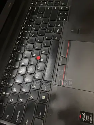 Laptop Lenovo 4GB Intel Core i7 HDD 1T