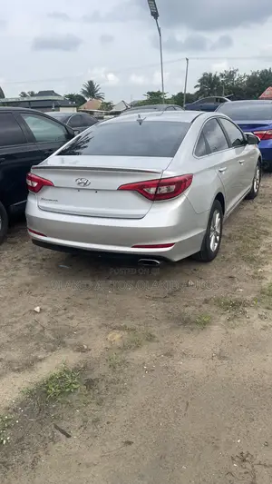 Hyundai Sonata Limited 2.0T Seban (2.0L 4cyl 6A) 2017 Silver