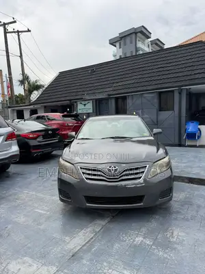 Toyota Camry 2010 Gray
