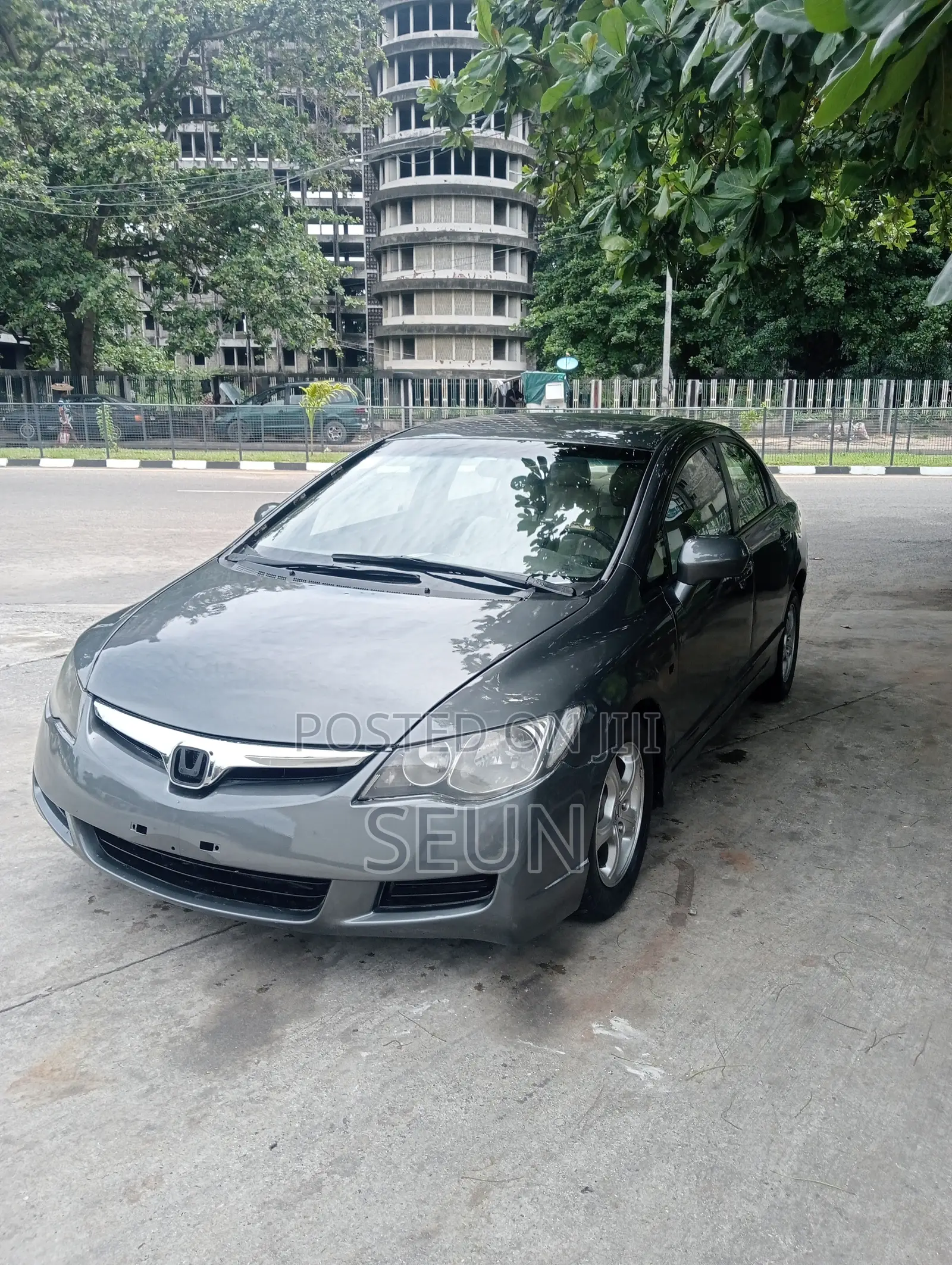 Honda Civic 2006 Gray