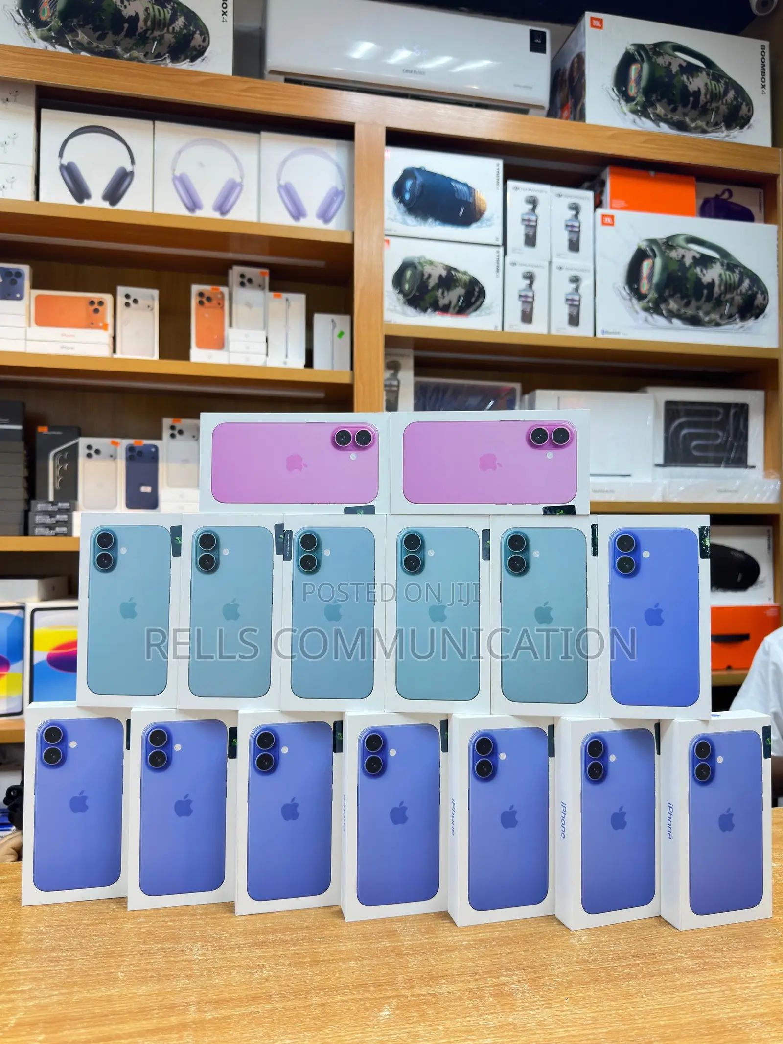 New Apple iPhone 16 128 GB Orange