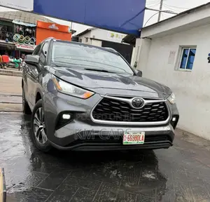 Toyota Highlander 2020 Gray