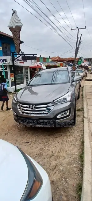 Hyundai Santa Fe SE AWD 2016 Silver
