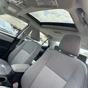 Toyota Corolla LE Premium 4dr Sedan (1.8L 4cyl CVT) 2014 Gray