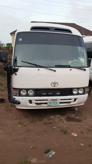 Toyota Coaster 2006 White