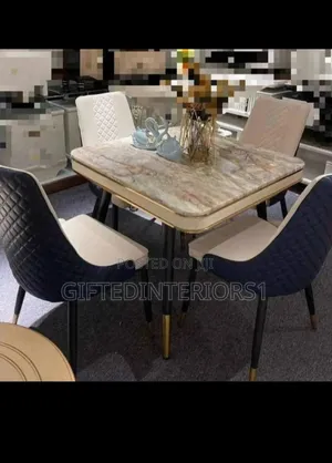 High Quality 4 Seaters Dinning Set