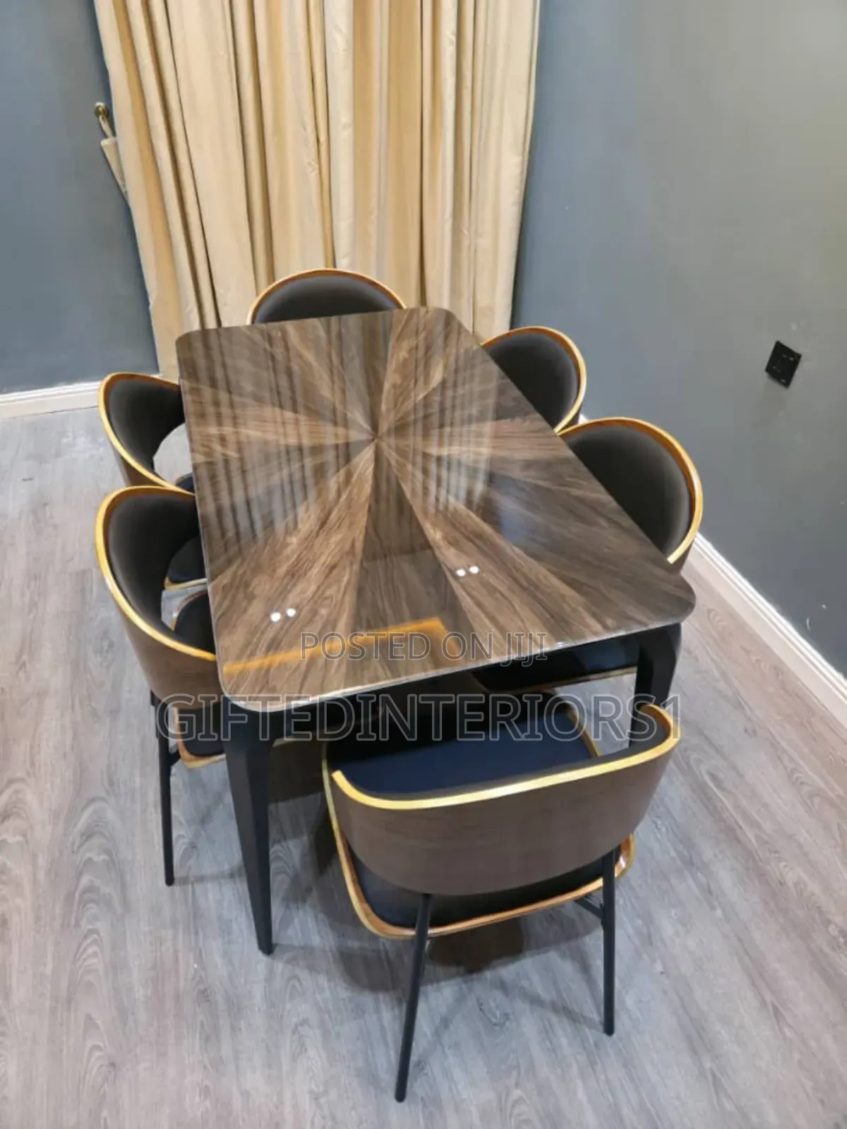 High Quality 6seaters Dinning Set