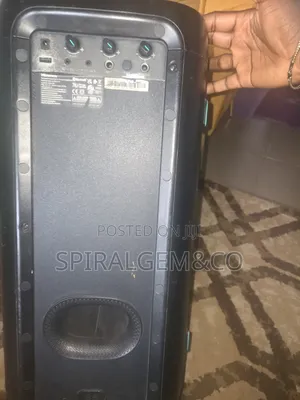 Hisense Party Rocker Speaker