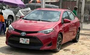 Toyota Camry 2019 Red