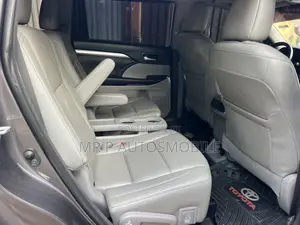 Toyota Highlander 2018 Gray