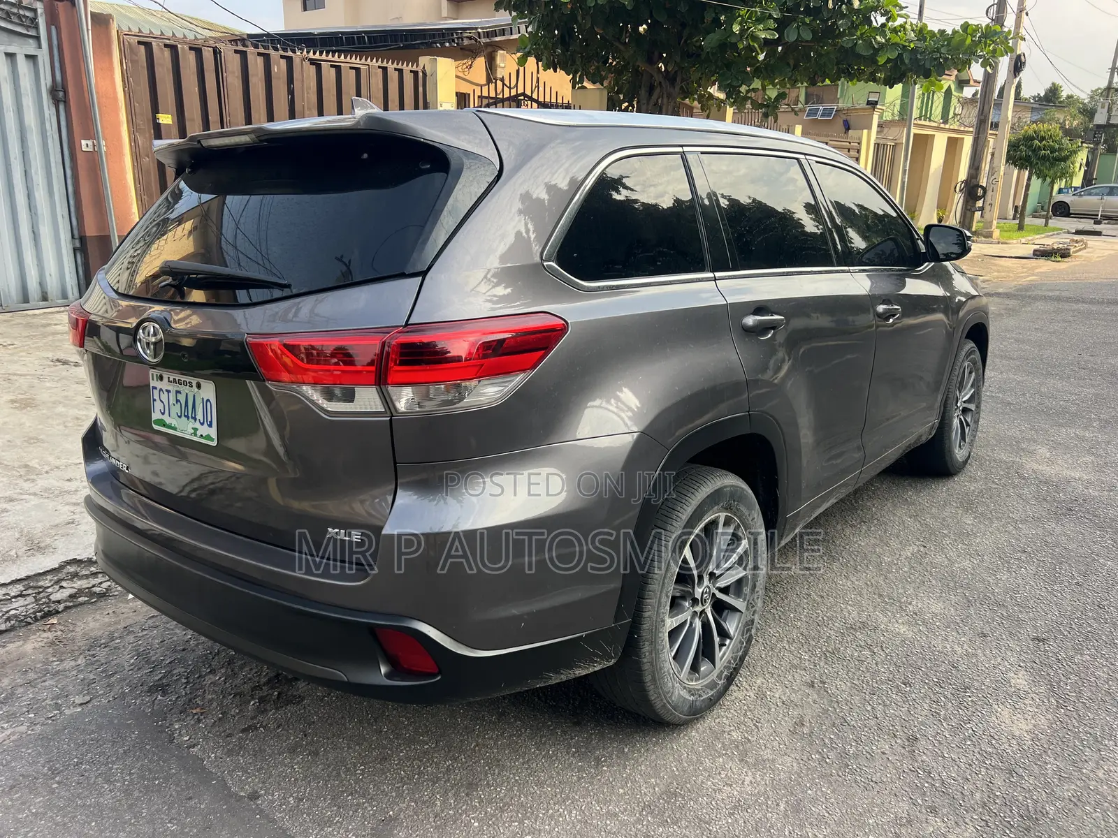 Toyota Highlander 2018 Gray
