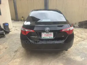Toyota Corolla LE Eco 4dr Sedan (1.8L 4cyl CVT) 2015 Black