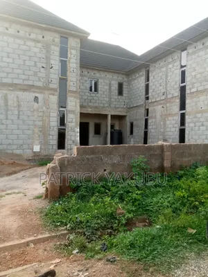16bdrm Mansion in Gwagwalada for sale