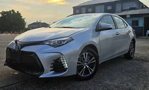 Toyota Corolla S Plus 4dr Sedan (1.8L 4cyl CVT) 2016 Silver