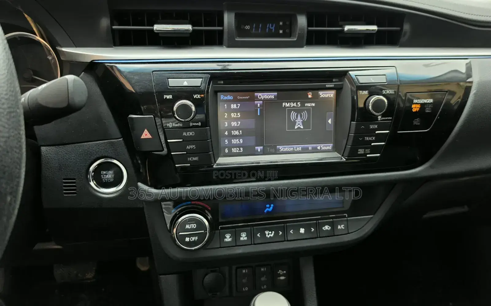 Toyota Corolla 2017 Silver