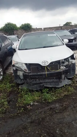 Toyota Venza 2010 White
