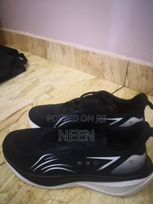Young Flexstride Running Shoes