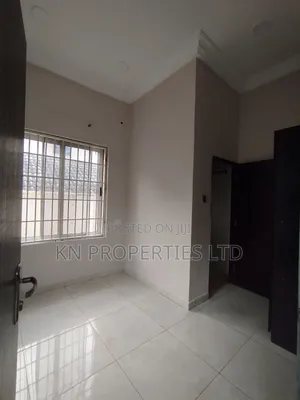 2bdrm Apartment in Wuse for rent