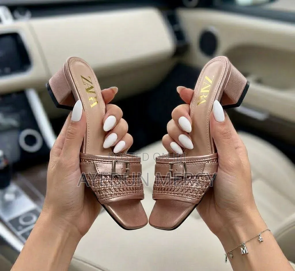 Lovely Mid Slippers Heel
