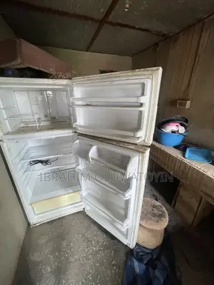  Tokunbo Freezer