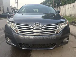 Toyota Venza AWD 2010 Green