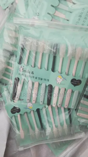 10pcs/Set Macaron Soft Bristles Kiddies Toothbrush With Cover