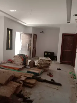 Furnished 3bdrm Block of Flats in Off Adelabu for rent