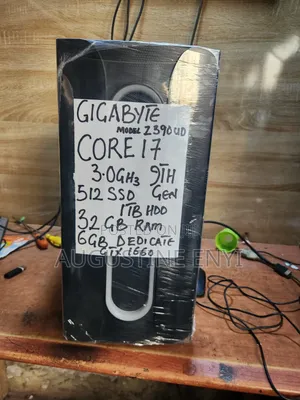 Gigabyte GB-BXi5-5200-BN 32GB Intel Core i7 HDD+SSD 512GB