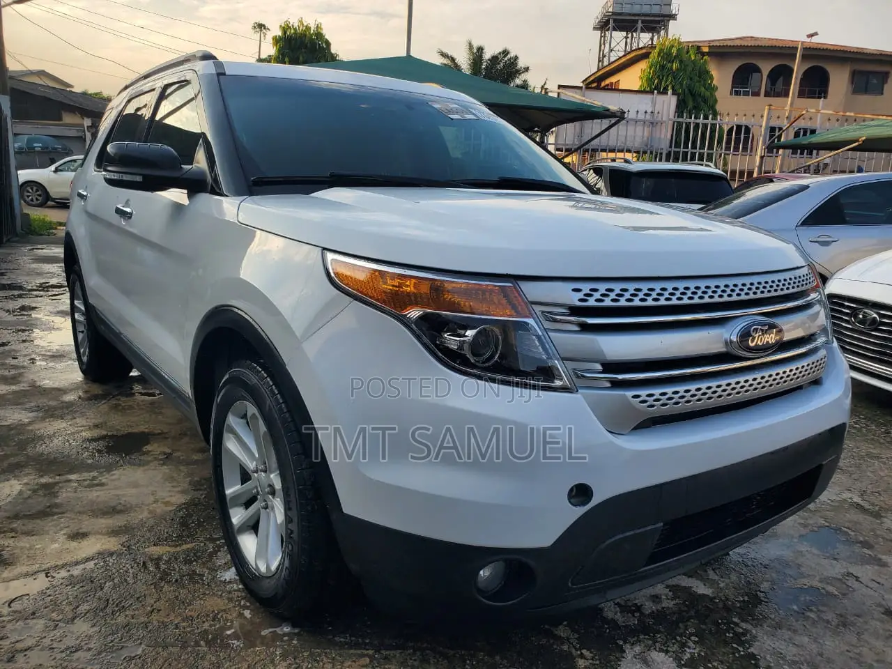 Ford Explorer XLT 4dr SUV (3.5L 6cyl 6A) 2014 White