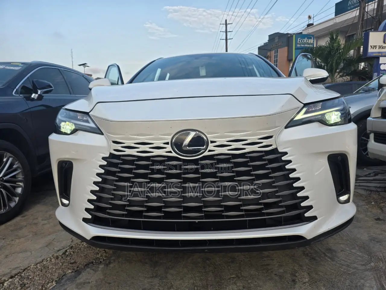 Lexus RX 2025 White