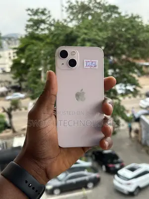 Apple iPhone 13 128 GB Pink