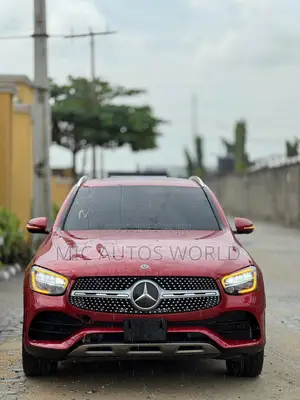 Mercedes-Benz GLC-Class 2021 Red