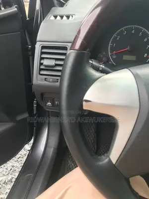 Toyota Corolla 2012 Gray