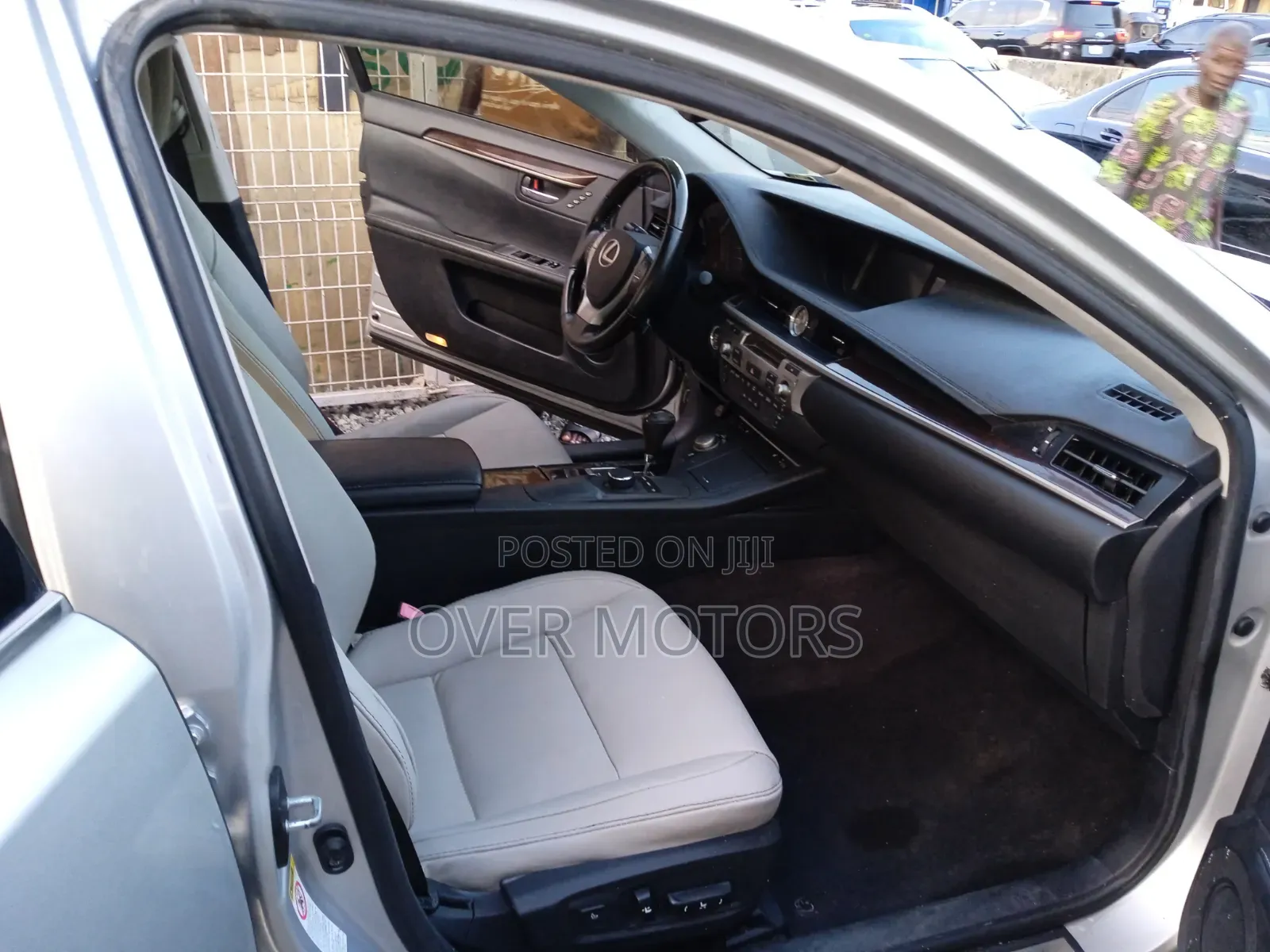 Lexus ES 2013 Silver
