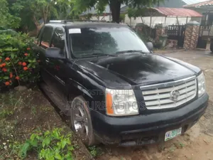 Cadillac Escalade ESV 2008 Black