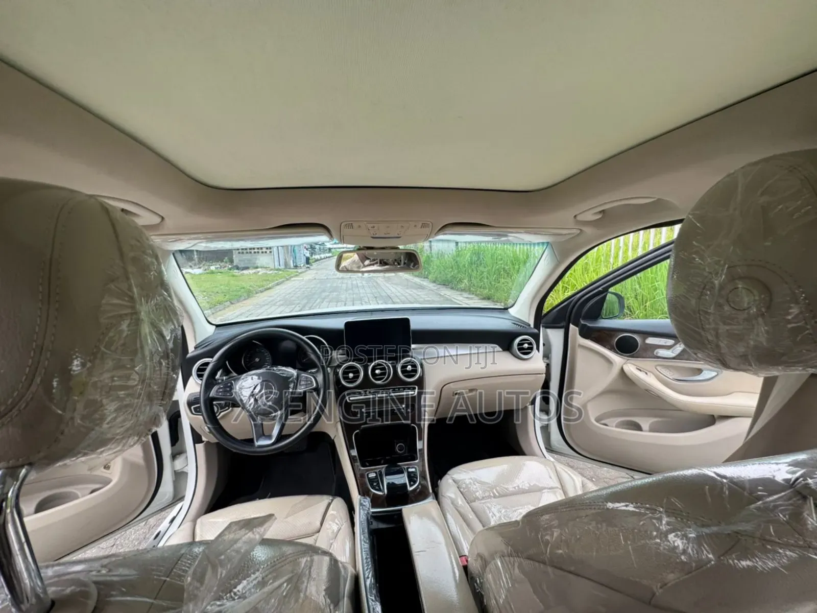 Mercedes-Benz GLC-Class 2017 White