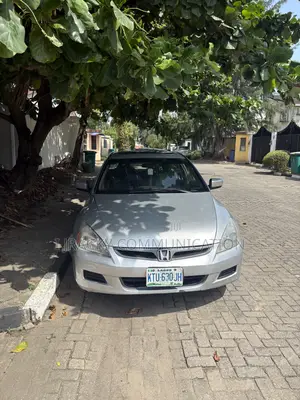 Honda Accord 2007 Silver