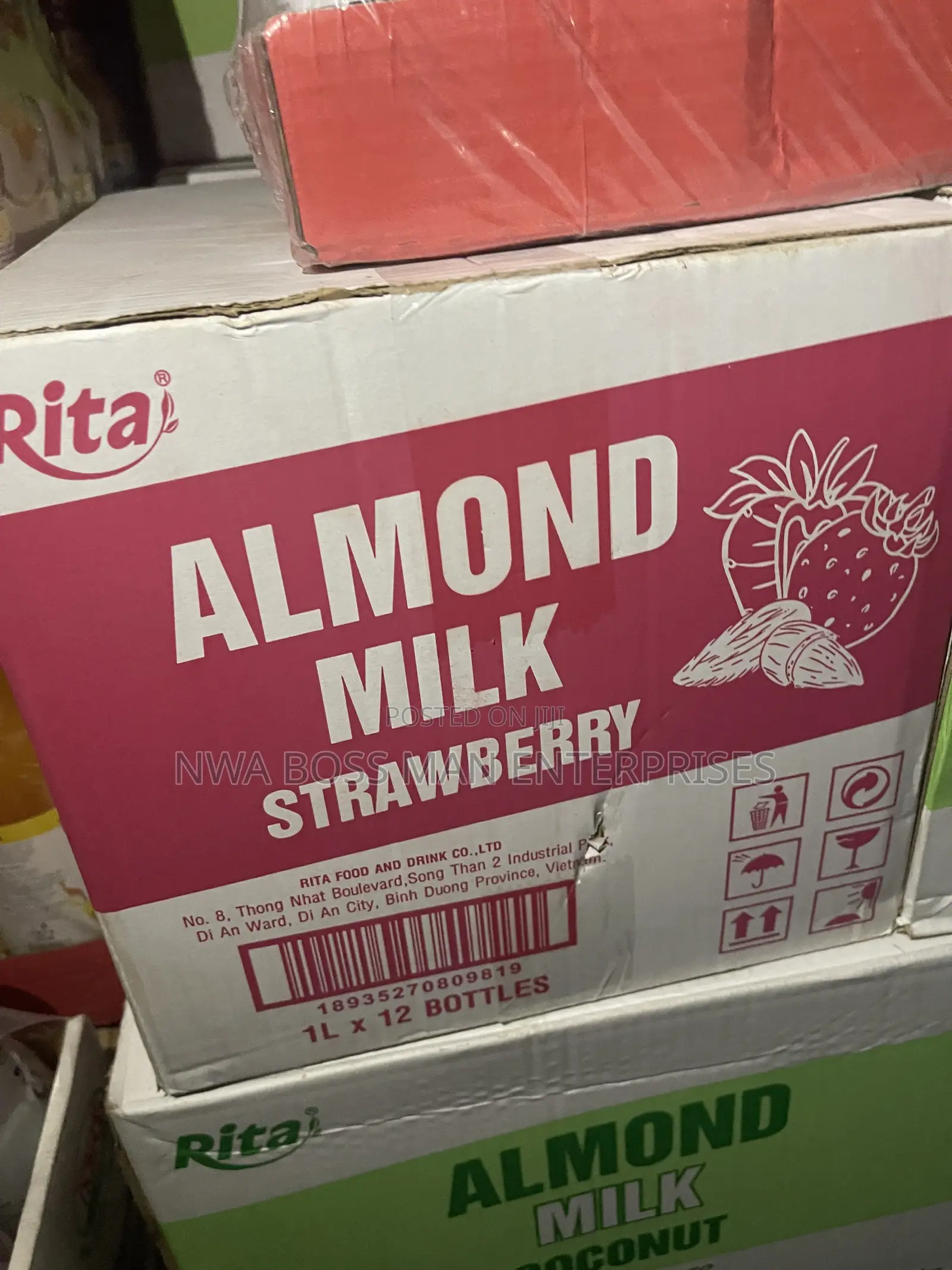Rita Almond Milk Drink