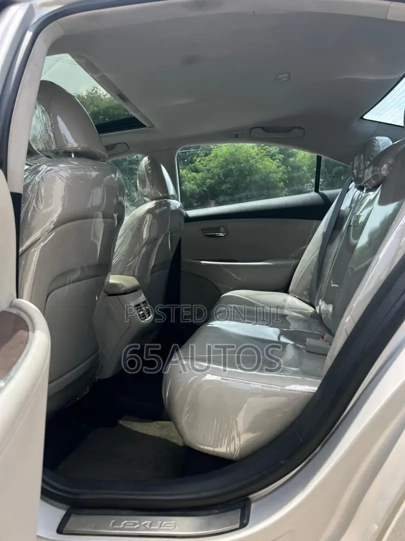 Lexus ES 350 2011 Silver