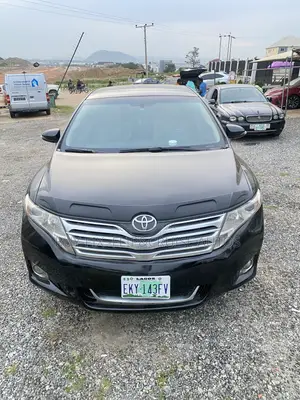 Toyota Venza XLE 2011 Black