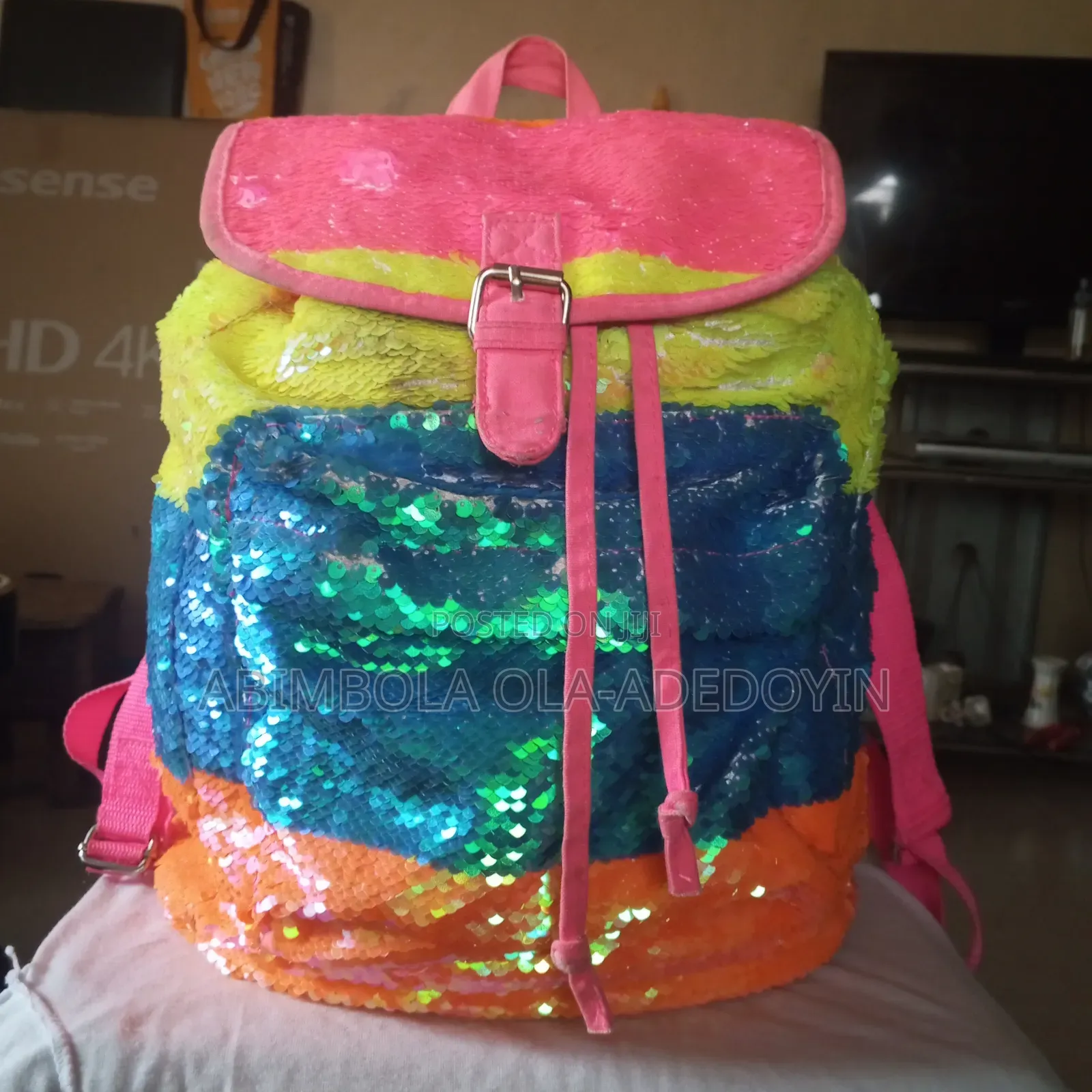 Akube Bags