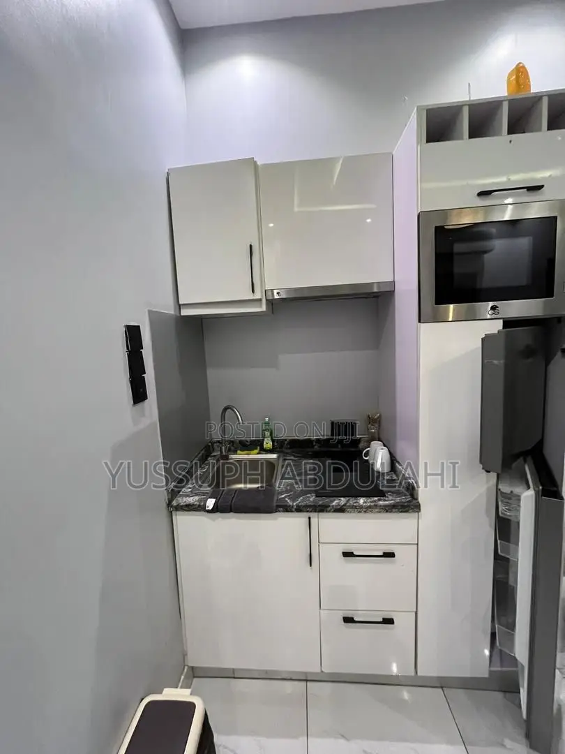 1 Bedroom Gra Ikeja