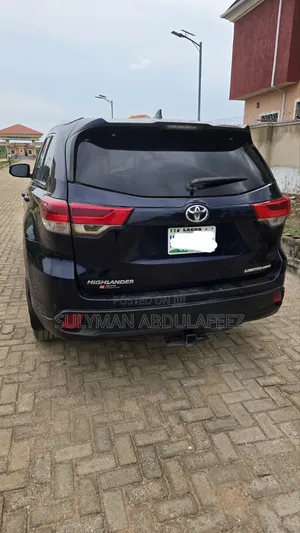 Toyota Highlander Limited 4dr SUV AWD (3.5L 6cyl 6A) 2015 Blue