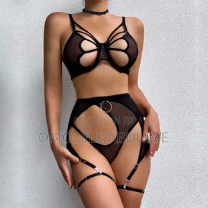 Amai Lingerie Set