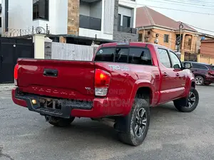 Toyota Tacoma 4dr Double Cab 2016 Red