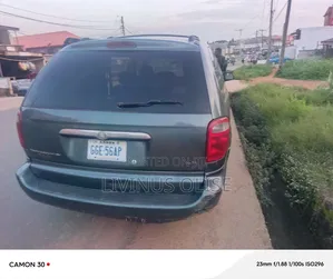 Chrysler Town & Country 2003 Blue