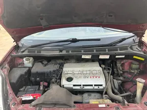 Toyota Sienna 2006 Red